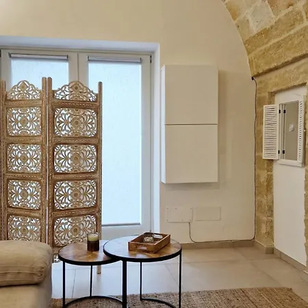 Petra برينديسي