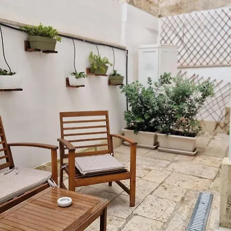 Petra Apartment