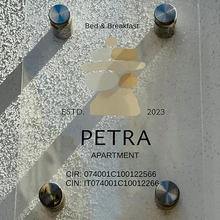 Apartamento Petra *